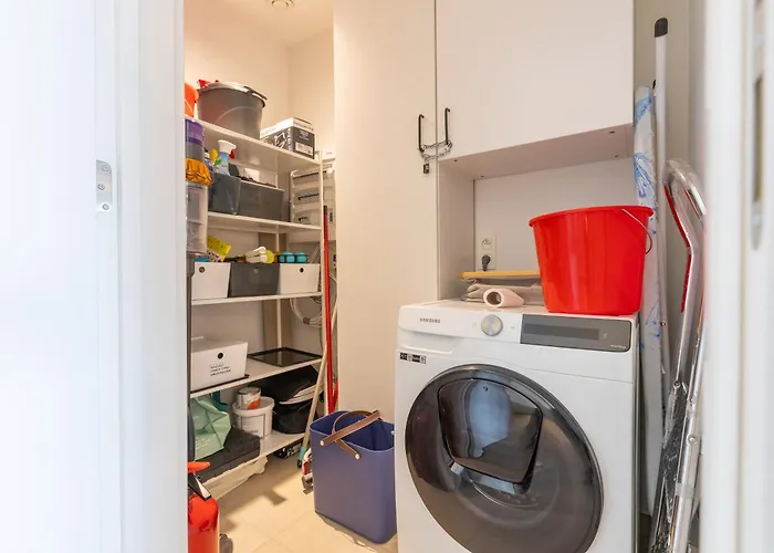 Lecomte - Ensor Tower Ii Seagarden 178