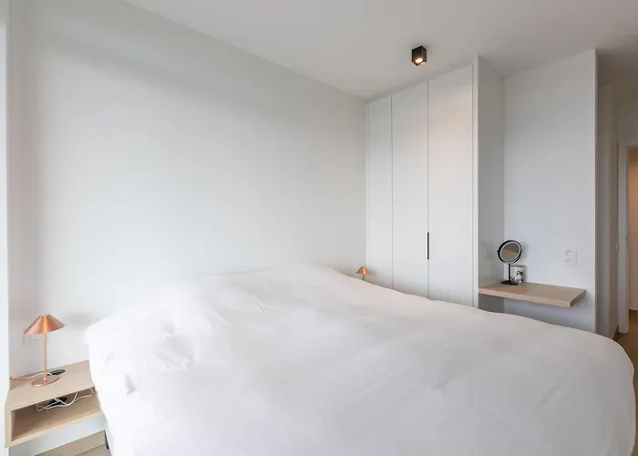 Lecomte - Ensor Tower Ii Seagarden 178 Apartment *